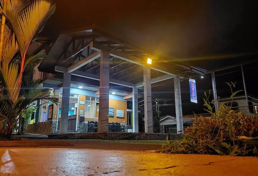 ホテル San Bosco Inn