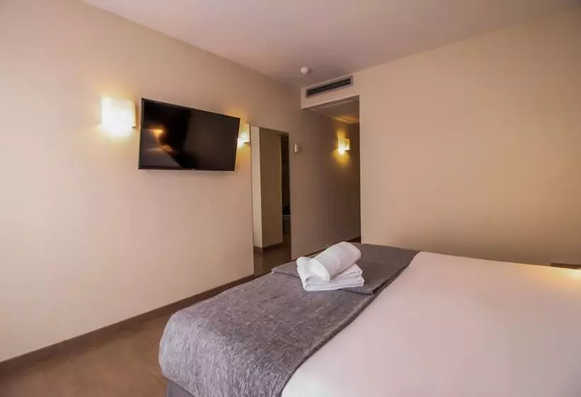 Sm Hotel Teatre Auditori