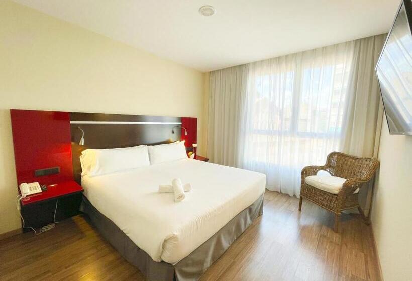 Sm Hotel Teatre Auditori