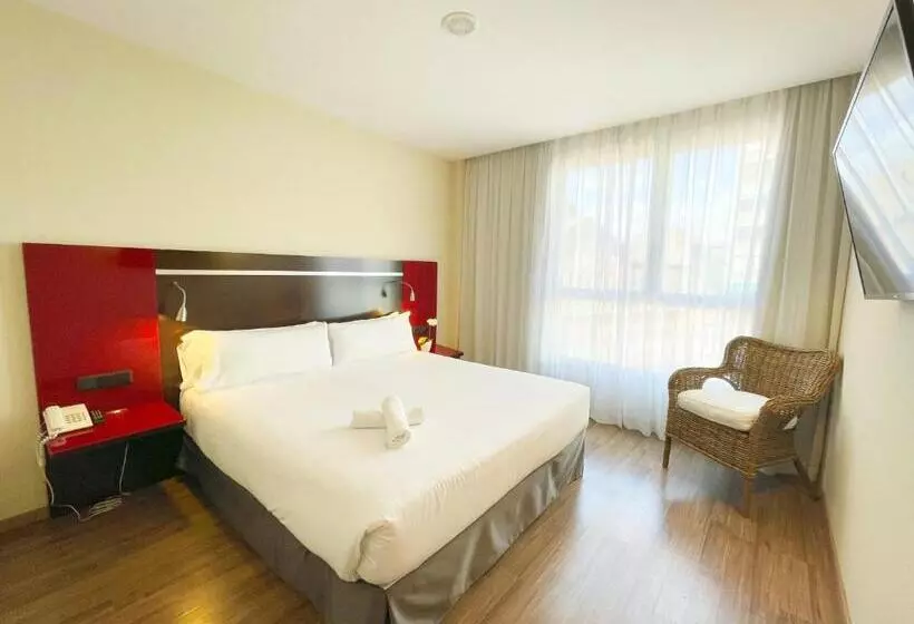 Sm Hotel Teatre Auditori