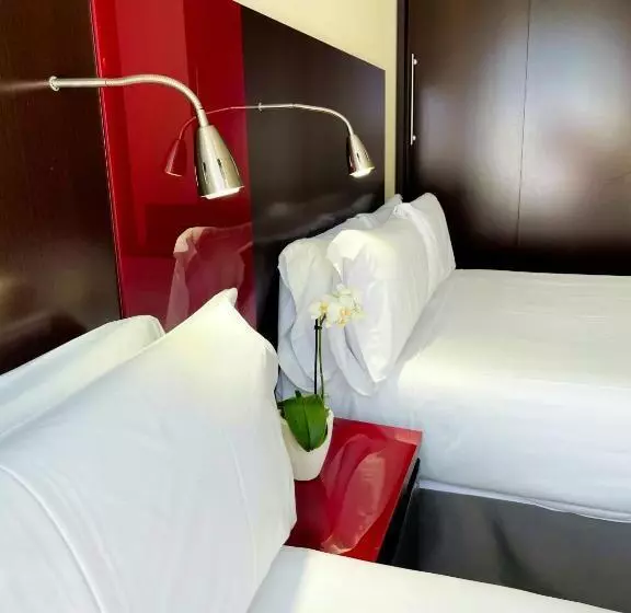 Sm Hotel Teatre Auditori