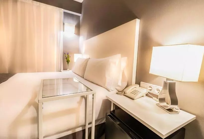 Sm Hotel Teatre Auditori