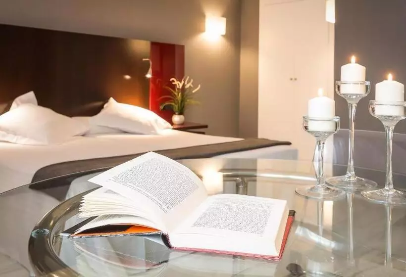 Sm Hotel Teatre Auditori