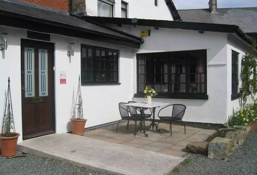 호텔 The Horseshoe Guesthouse