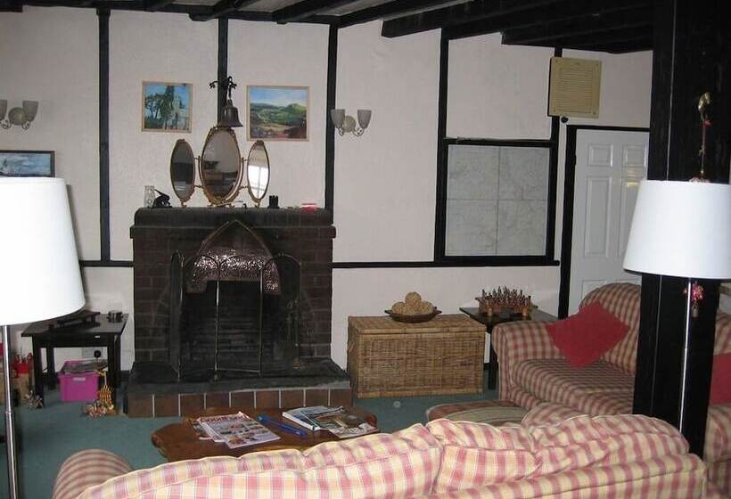 Hotelli The Horseshoe Guesthouse