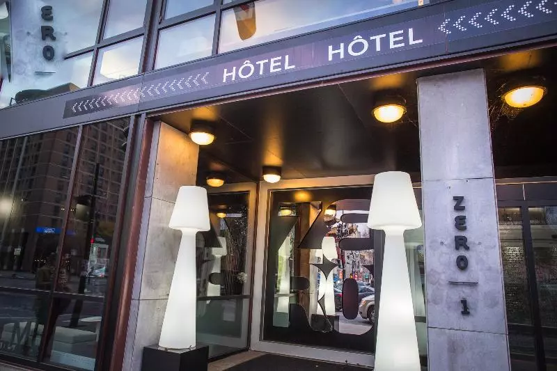 Отель Zero 1 Montreal