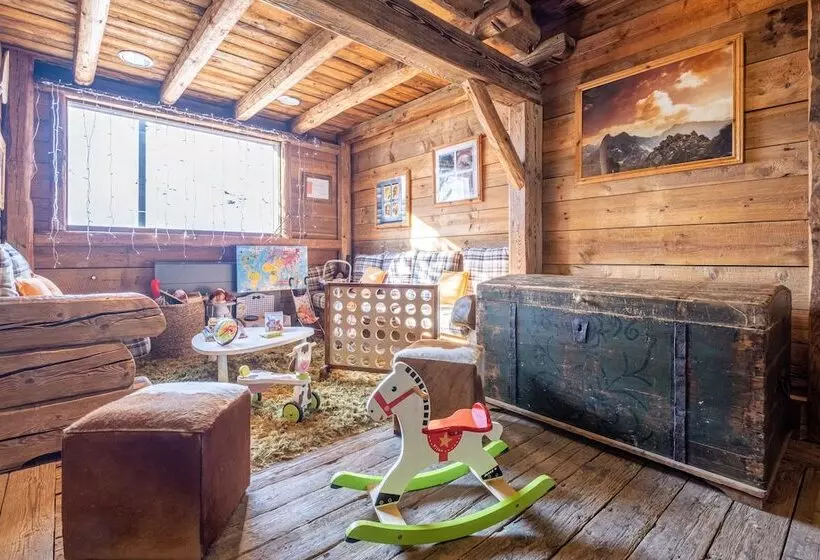 Residence Pierre & Vacances Premium L Ecrin Des Neiges