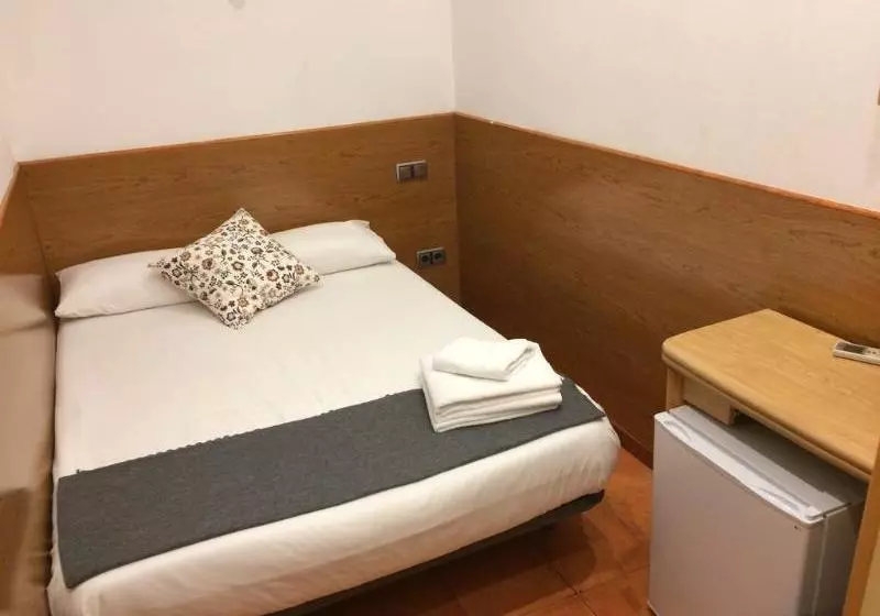 Studios Pelayo Guest House