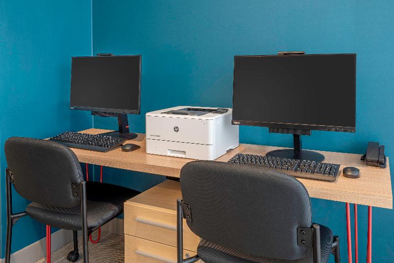 Avid Hotels Milwaukee West Waukesha, An Ihg