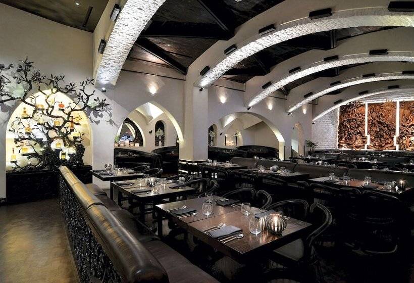 فندق Aria Sky Suites