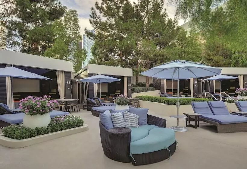 ホテル Aria Sky Suites