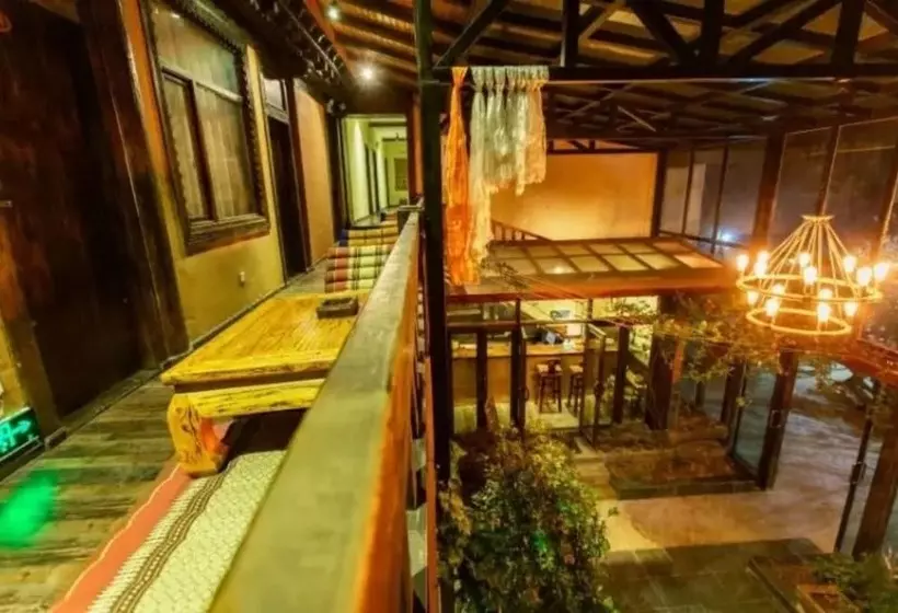 ホテル Asha's Inn