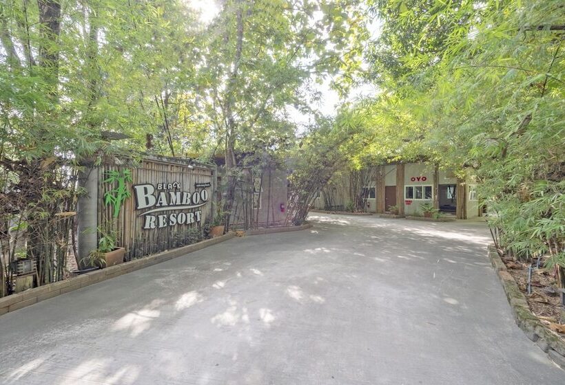 בית מלון כפרי Black Bamboo Resort By  Oyo Rooms