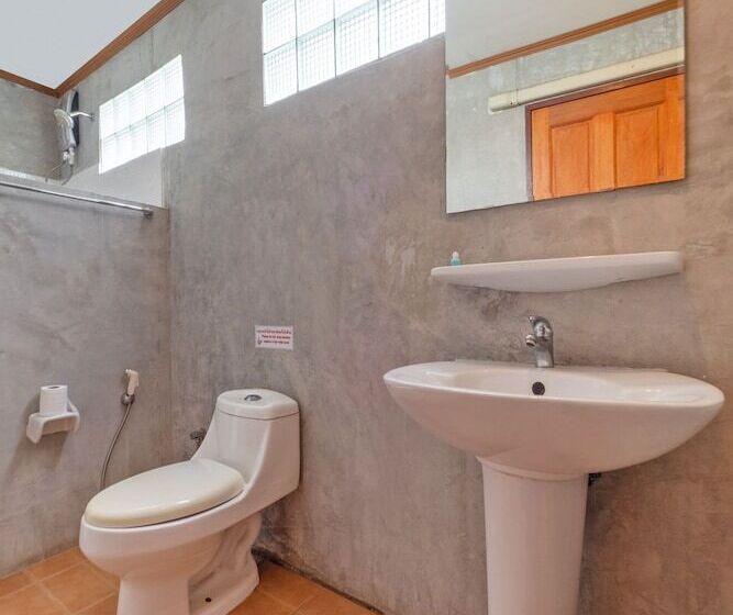 בית מלון כפרי Black Bamboo Resort By  Oyo Rooms