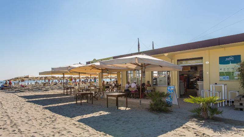 هتل Club Del Sole Pini Beach Village