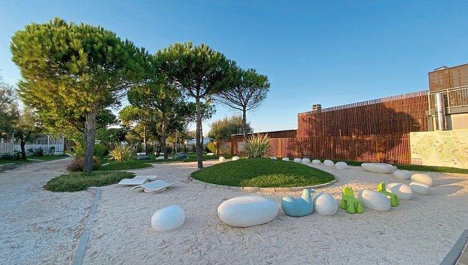 هتل Club Del Sole Pini Beach Village