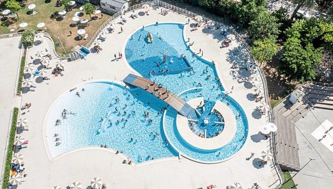 هتل Club Del Sole Pini Beach Village