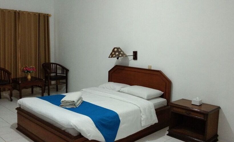 Hotel Sanashtri By Shm