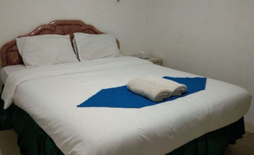 Hotel Sanashtri By Shm