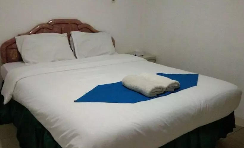 Hotel Sanashtri By Shm