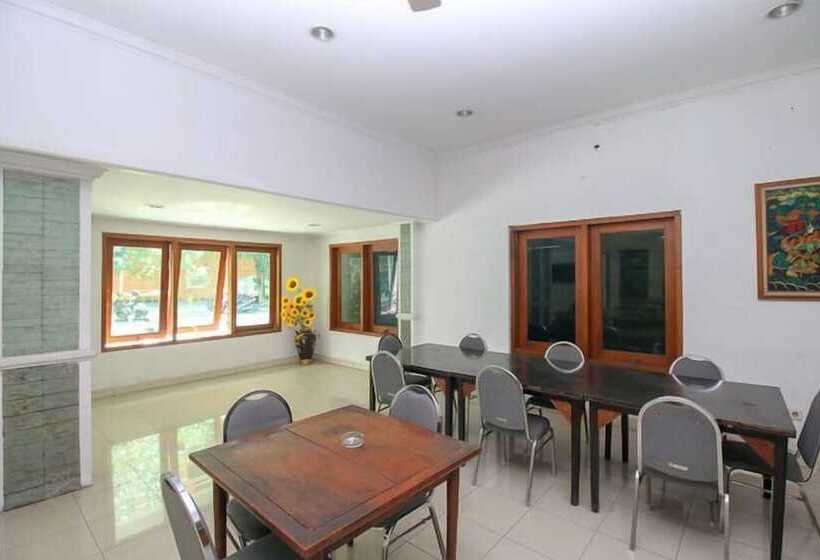 Hotel Sanashtri By Shm