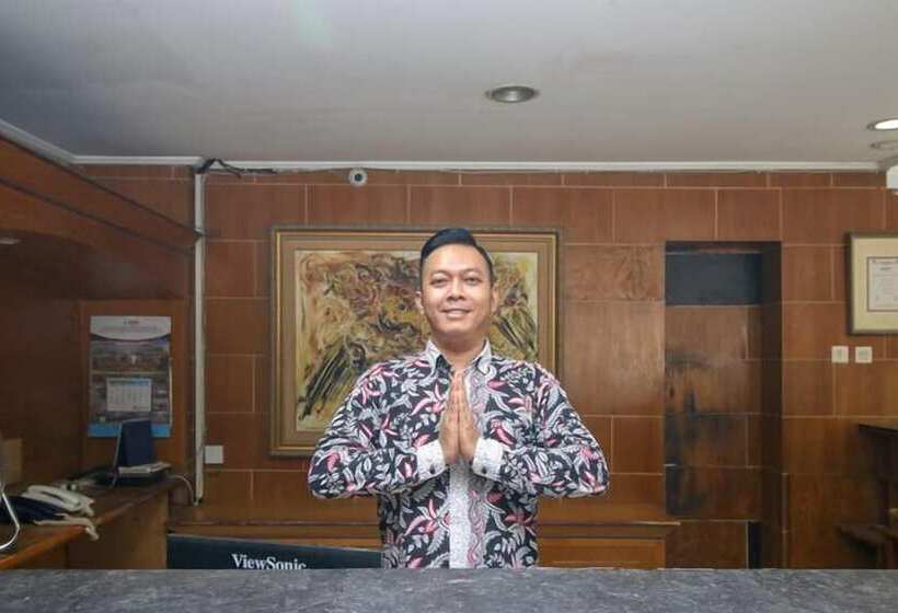 Hotel Sanashtri By Shm