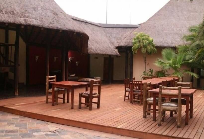 هتل Tautona Lodge