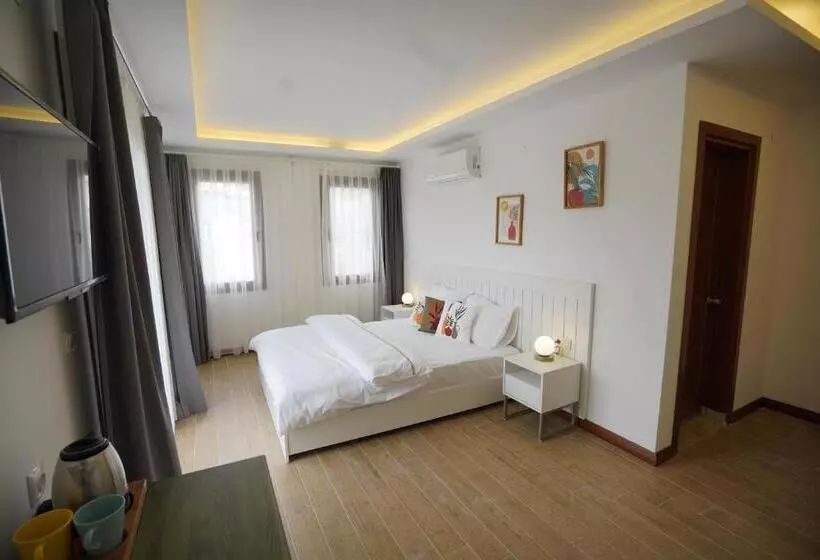 هتل Mons Casa Boutique
