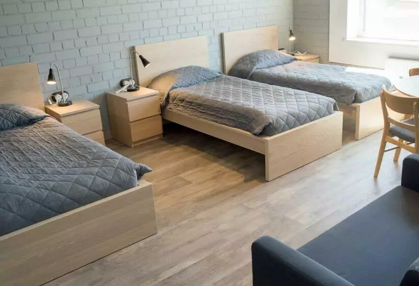 پانسیون Franciscan Guest House