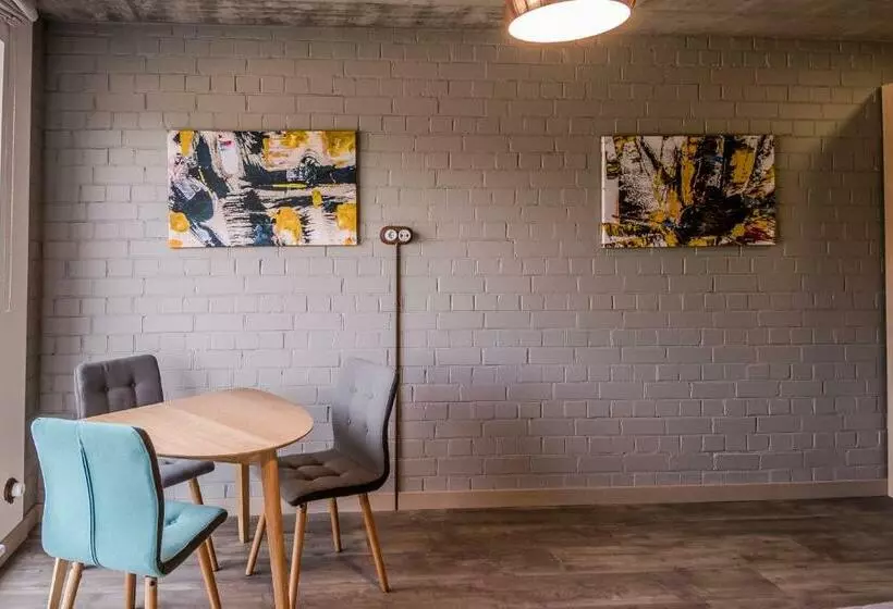 پانسیون Franciscan Guest House