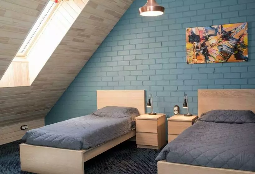 پانسیون Franciscan Guest House