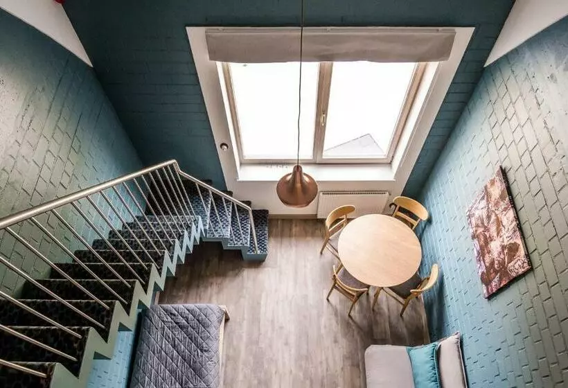 پانسیون Franciscan Guest House