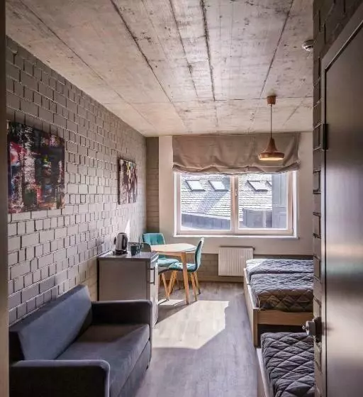 پانسیون Franciscan Guest House