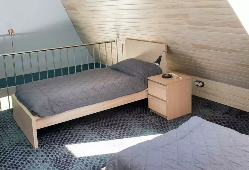 پانسیون Franciscan Guest House