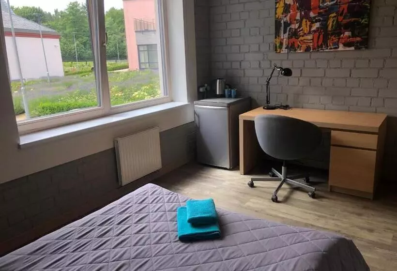 پانسیون Franciscan Guest House