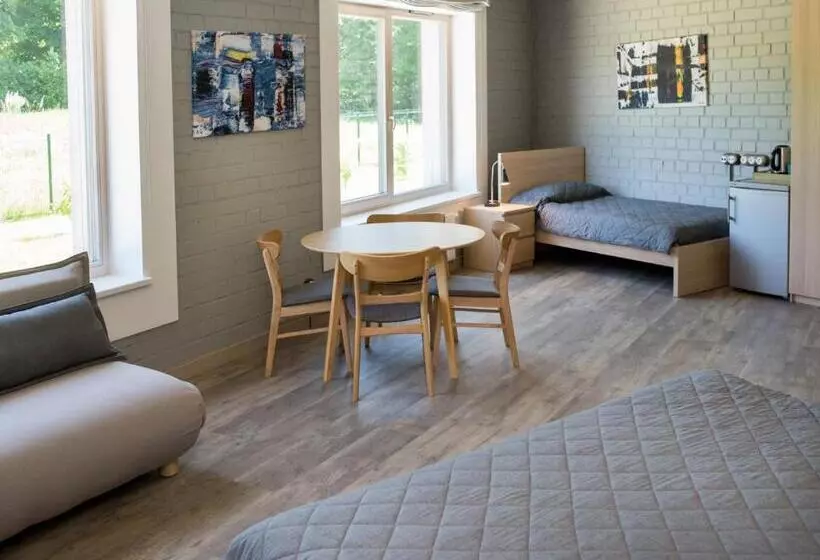 پانسیون Franciscan Guest House