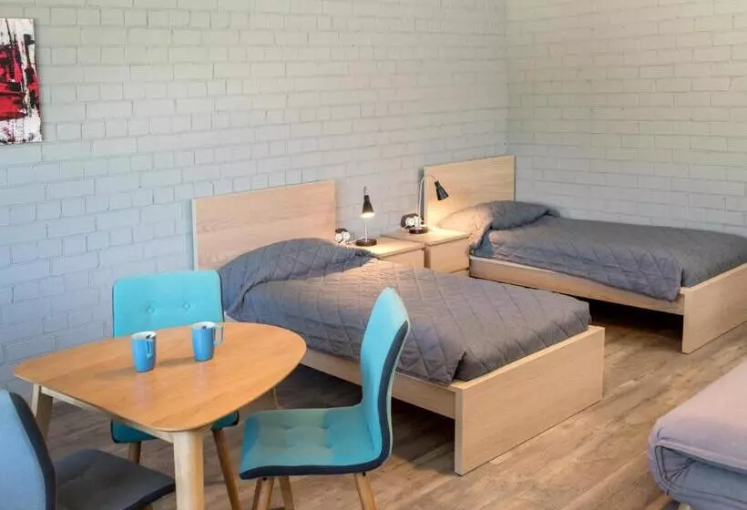 پانسیون Franciscan Guest House