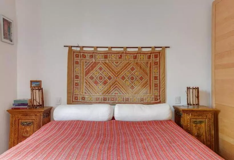 هاستل Easylife   Attico Duplex Chinatown