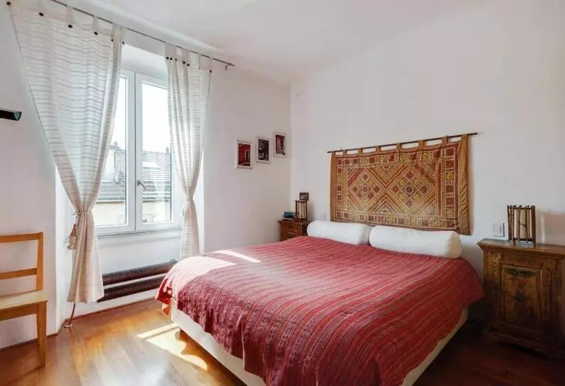 هاستل Easylife   Attico Duplex Chinatown