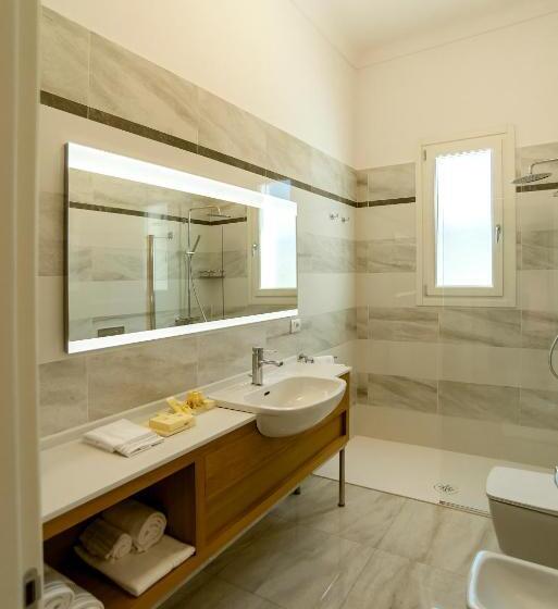 Nocleg ze śniadaniem Coclee Suite Palace