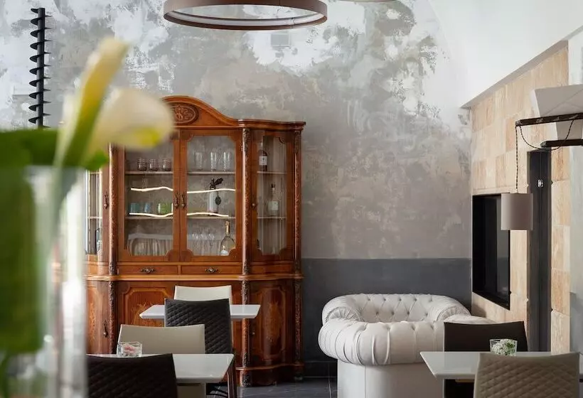 Aamiaismajoitus (B&B) Coclee Suite Palace