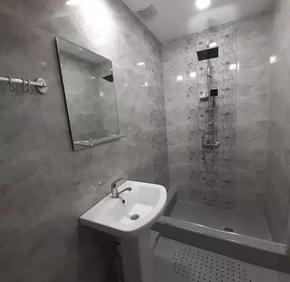 تختخواب و صبحانه Davit Batoni Guest House