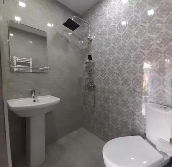 تختخواب و صبحانه Davit Batoni Guest House