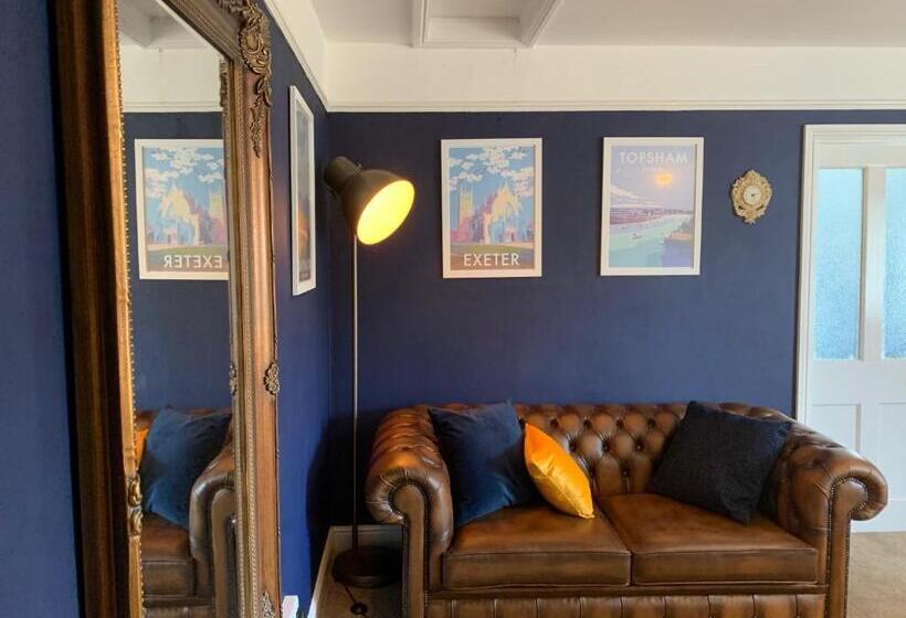 ベッドアンドブレックファースト Seven Stars Boutique Guesthouse