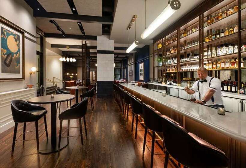 فندق 106 Jefferson Huntsville, Curio Collection By Hilton