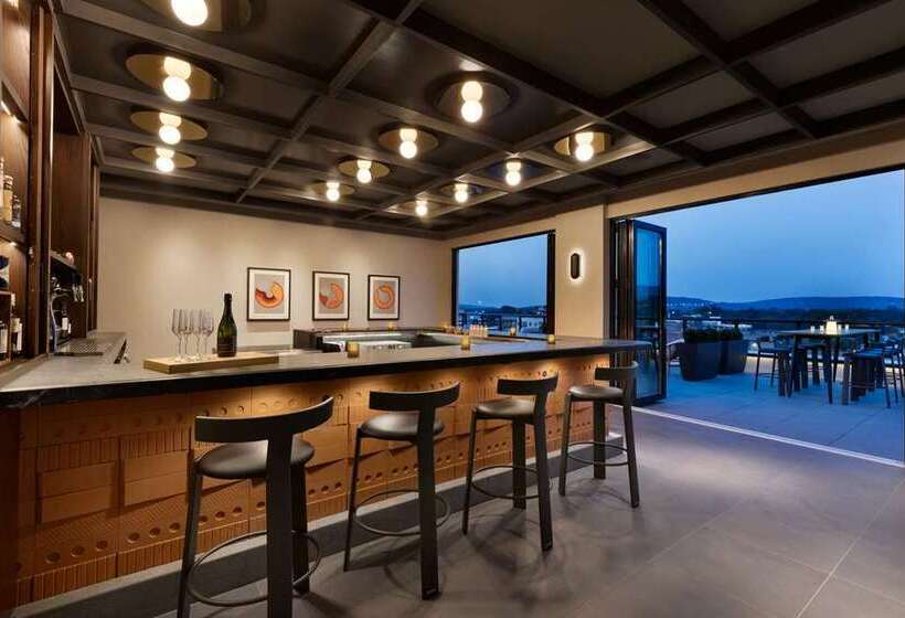 فندق 106 Jefferson Huntsville, Curio Collection By Hilton