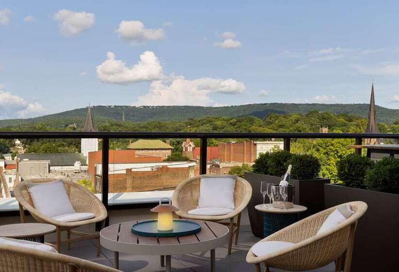 فندق 106 Jefferson Huntsville, Curio Collection By Hilton