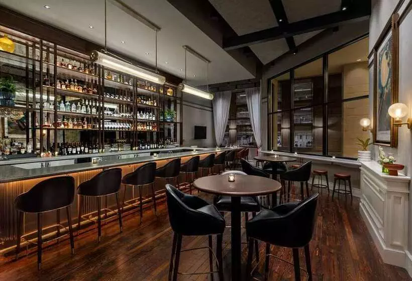 ホテル 106 Jefferson Huntsville, Curio Collection By Hilton