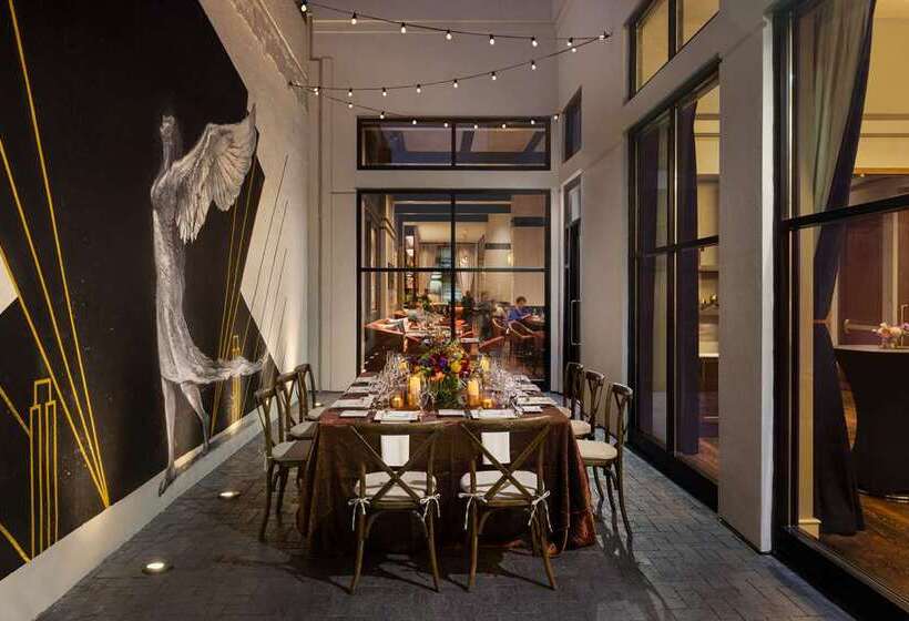 فندق 106 Jefferson Huntsville, Curio Collection By Hilton