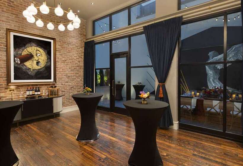 فندق 106 Jefferson Huntsville, Curio Collection By Hilton